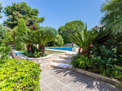 Apartment Two bedroom apartment with terrace Splitska, Brač A-23224-b - Outdoor photo 22