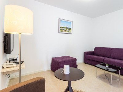 Apartment Two bedroom apartment with terrace Splitska, Brač A-23224-b - Outdoor photo 30