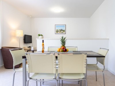 Apartment Two bedroom apartment with terrace Splitska, Brač A-23224-b - Outdoor photo 34