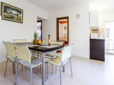 Apartment Two bedroom apartment with terrace Splitska, Brač A-23224-b - Outdoor photo 35