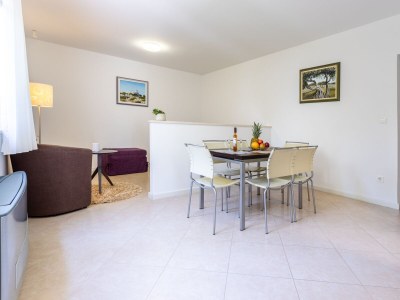 Apartment Two bedroom apartment with terrace Splitska, Brač A-23224-b - Outdoor photo 36