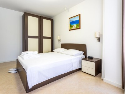 Apartment Two bedroom apartment with terrace Splitska, Brač A-23224-b - Outdoor photo 41