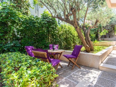 Apartment Two bedroom apartment with terrace Splitska, Brač A-23224-b - Outdoor photo 52