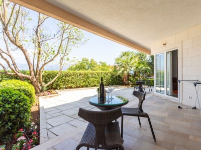 Apartment Studio flat with terrace and sea view Splitska, Brač AS-23224-a - Outdoor photo 42