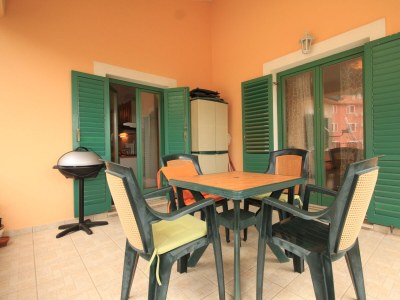 Apartment One bedroom apartment with terrace and sea view Sveti Jakov, Lošinj A-8011-a - Outdoor photo 17