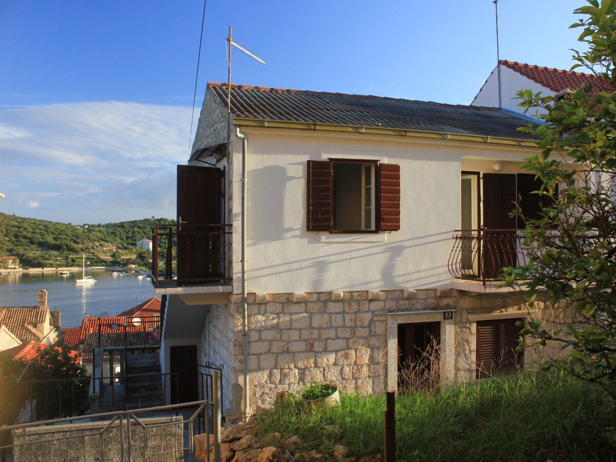 Apartment One bedroom apartment with balcony Vis A-8435-a