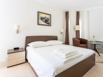 Apartment Studio flat with terrace Splitska, Brač AS-23224-d - Outdoor photo 34