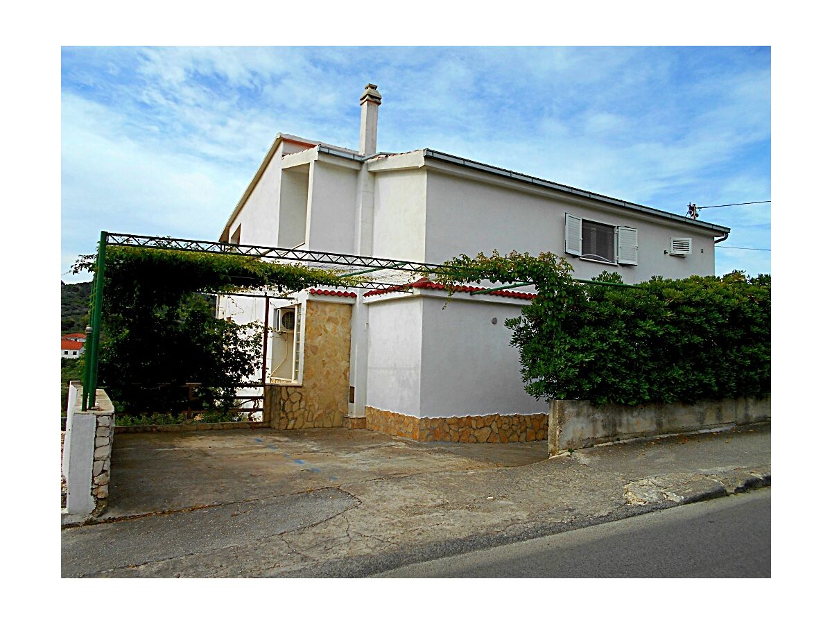 Apartment Two bedroom apartment with balcony and sea view Slatine, Čiovo A-12811-a - Outdoor photo 2
