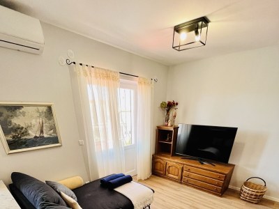 Apartment Two bedroom apartment with terrace Makarska A-18028-a - Outdoor photo 13