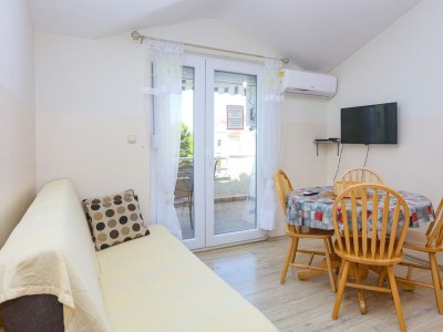 Apartment One bedroom apartment with balcony Srima - Vodice, Vodice A-23593-d - Outdoor photo 14