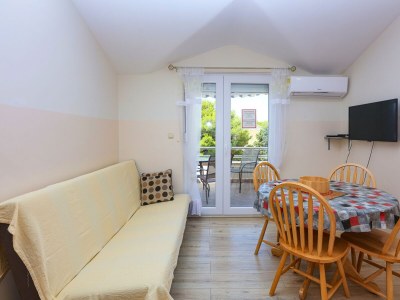 Apartment One bedroom apartment with balcony Srima - Vodice, Vodice A-23593-d - Outdoor photo 15