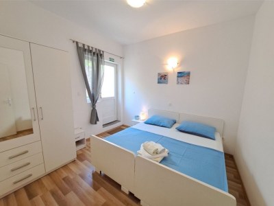 Apartment One bedroom apartment near beach Igrane, Makarska A-21577-a - Outdoor photo 6