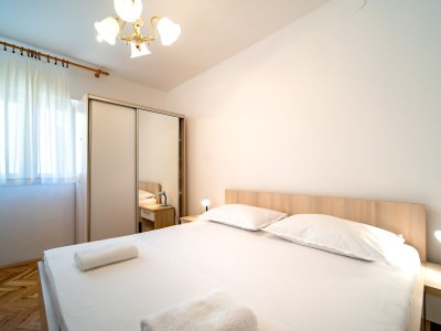 Apartment Three bedroom apartment with balcony Lopar, Rab A-24754-b - Outdoor photo 15