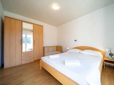 Apartment Two bedroom apartment with balcony Lopar, Rab A-24754-c - Outdoor photo 14