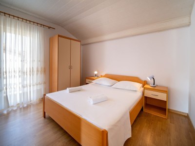 Apartment Two bedroom apartment with balcony Lopar, Rab A-24754-d - Outdoor photo 14