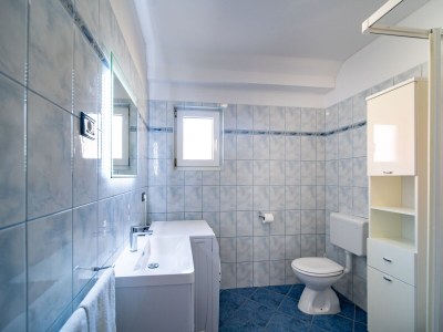 Apartment Two bedroom apartment with balcony Lopar, Rab A-24754-d - Outdoor photo 16