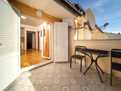 Apartment Two bedroom apartment with balcony Lopar, Rab A-24754-d - Outdoor photo 20