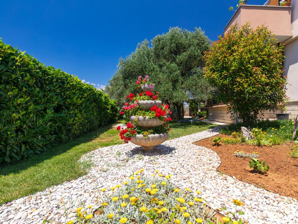 Apartment One bedroom apartment with terrace Punat, Krk A-24859-b - Outdoor photo 4