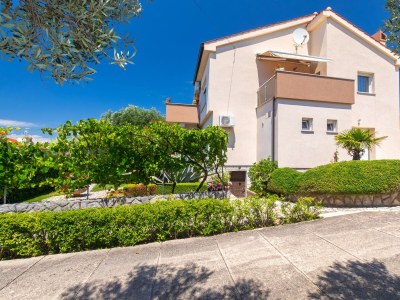 Apartment One bedroom apartment with terrace Punat, Krk A-24859-b - Outdoor photo 7