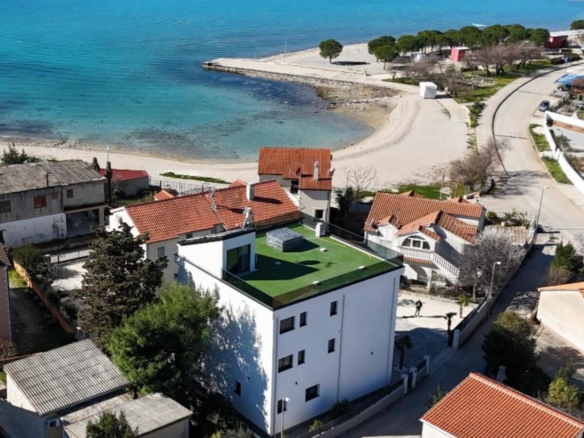 Apartment Two bedroom apartment near beach Srima - Vodice, Vodice A-24956-c - Outdoor photo 2