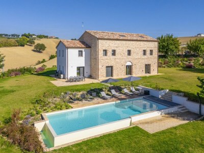 Villa Villa Il Morino in Filottrano - Villa