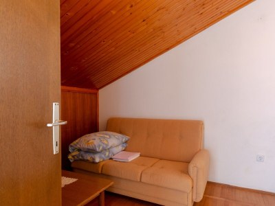 Apartment Two bedroom apartment near beach Zavalatica, Korčula A-187-b - Outdoor photo 13