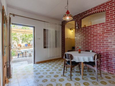 Apartment Three bedroom apartment near beach Zavalatica, Korčula A-187-a - Outdoor photo 11