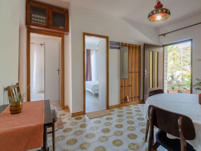 Apartment Three bedroom apartment near beach Zavalatica, Korčula A-187-a - Outdoor photo 14