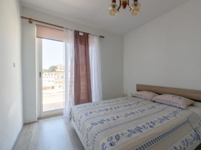 Apartment Three bedroom apartment near beach Zavalatica, Korčula A-187-a - Outdoor photo 16