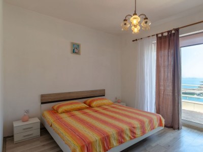 Apartment Three bedroom apartment near beach Zavalatica, Korčula A-187-a - Outdoor photo 18