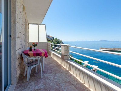 Apartment Three bedroom apartment near beach Zavalatica, Korčula A-187-a - Outdoor photo 34