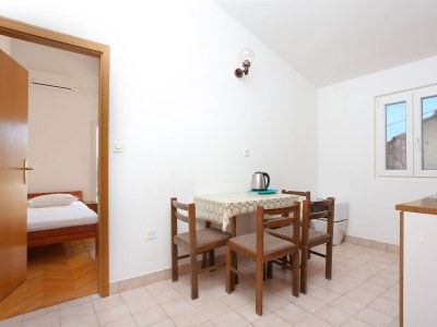 Apartment One bedroom apartment with balcony and sea view Stanići, Omiš A-1027-a - Outdoor photo 16