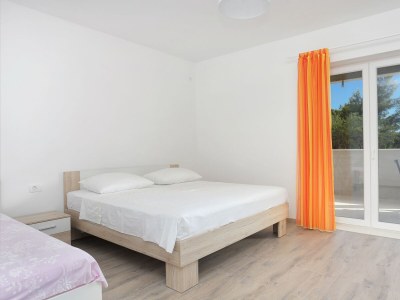 Apartment Two bedroom apartment with terrace and sea view Stanići, Omiš A-1027-d in Omiš - Apartment