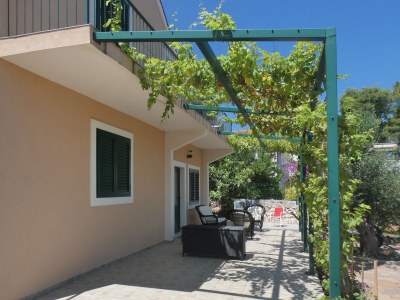 Apartment Two bedroom apartment with terrace and sea view Mirca, Brač A-2854-a - Outdoor photo 8