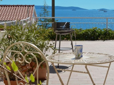 Apartment One bedroom apartment with terrace and sea view Seget Vranjica, Trogir A-4284-b - Outdoor photo 8