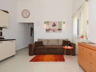 Apartment One bedroom apartment with terrace and sea view Seget Vranjica, Trogir A-4284-b - Outdoor photo 15
