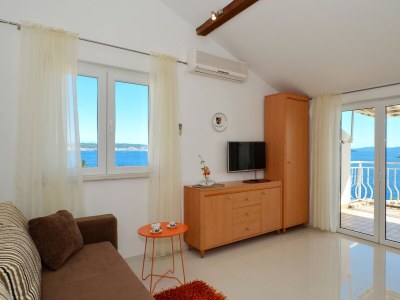 Apartment One bedroom apartment with terrace and sea view Seget Vranjica, Trogir A-4284-b - Outdoor photo 16