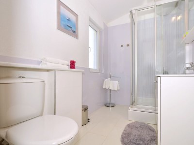 Apartment One bedroom apartment with terrace and sea view Seget Vranjica, Trogir A-4284-b - Outdoor photo 24