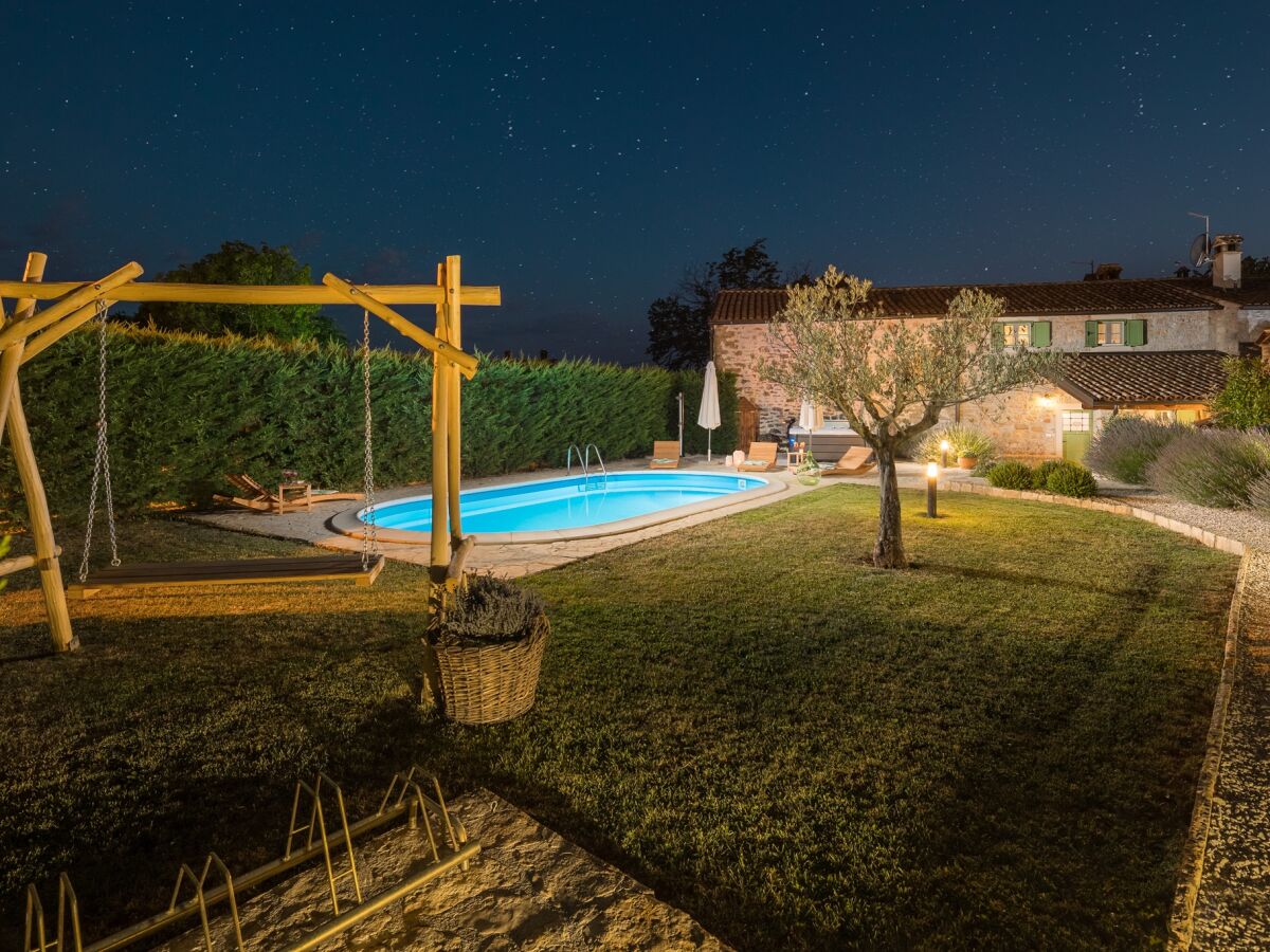 Holiday house Two bedroom house with terrace Cerion, Central Istria - Središnja Istra K-16332 - Outdoor photo 4