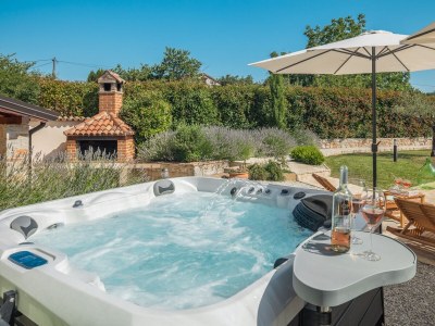 Holiday house Two bedroom house with terrace Cerion, Central Istria - Središnja Istra K-16332 - Outdoor photo 8