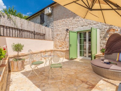 Holiday house Two bedroom house with terrace Cerion, Central Istria - Središnja Istra K-16332 - Outdoor photo 36