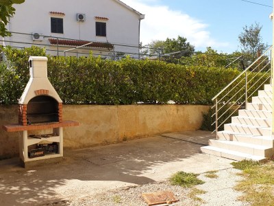 Apartment Three bedroom apartment with terrace and sea view Šilo, Krk A-18705-b - Outdoor photo 2