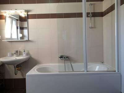 Apartment Three bedroom apartment with terrace and sea view Šilo, Krk A-18705-b - Outdoor photo 16