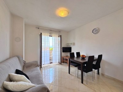 Apartment One bedroom apartment with terrace and sea view Šilo, Krk A-18692-a - Outdoor photo 9