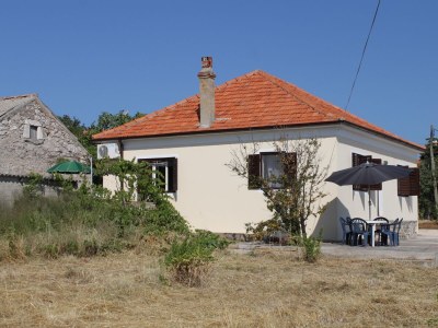 Apartment One bedroom apartment with terrace and sea view Savar, Dugi otok A-8127-b - Outdoor photo 3