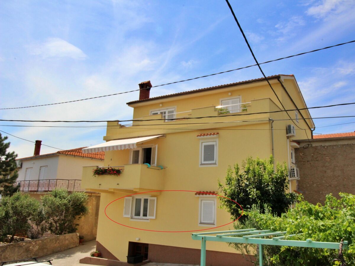 Apartment Two bedroom apartment with terrace Šilo, Krk A-18715-a - Outdoor photo 4