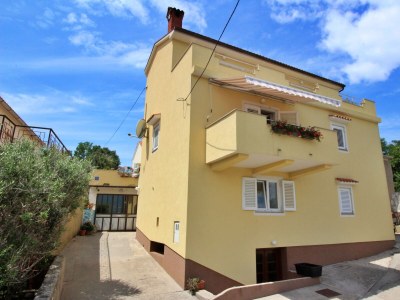 Apartment Two bedroom apartment with terrace Šilo, Krk A-18715-a - Outdoor photo 3