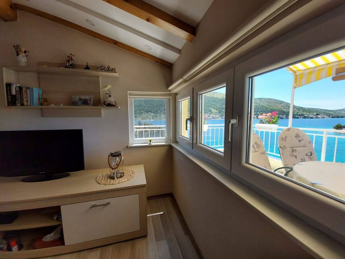 Apartment Two bedroom apartment near beach Grebaštica, Šibenik A-8333-a
