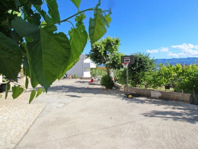 Apartment Three bedroom apartment with terrace and sea view Polje, Krk A-18669-c - Outdoor photo 11