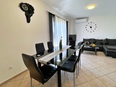 Apartment Three bedroom apartment with terrace and sea view Polje, Krk A-18669-c - Outdoor photo 15